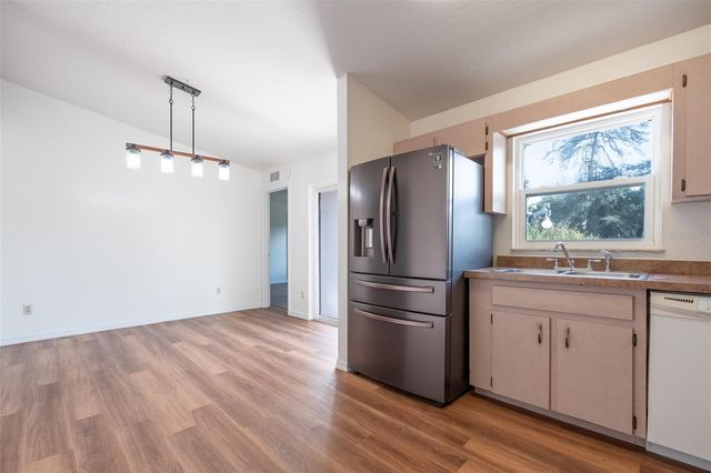 17379 SW 27TH COURT ROAD, Ocala, FL 34473