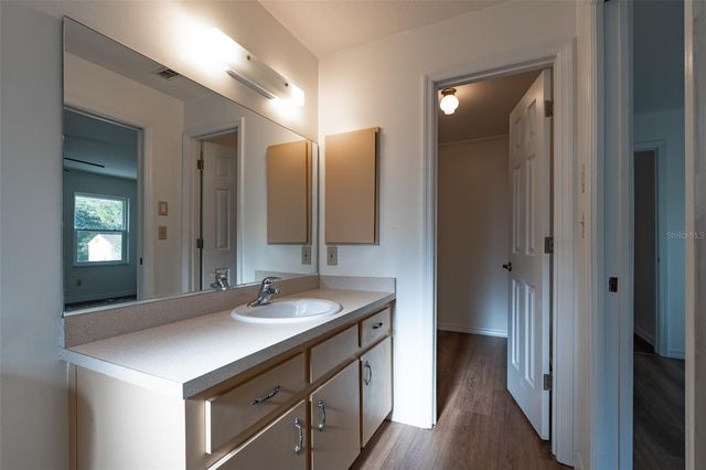 17379 SW 27TH COURT ROAD, Ocala, FL 34473