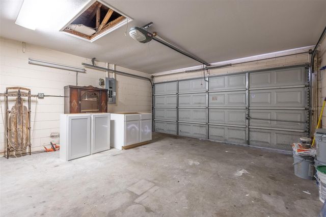 17379 SW 27TH COURT ROAD, Ocala, FL 34473