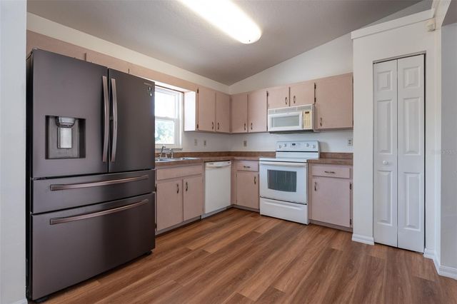 17379 SW 27TH COURT ROAD, Ocala, FL 34473