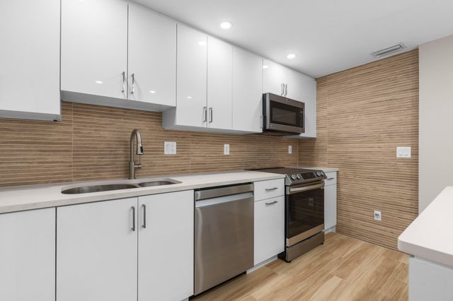 3200 NE 36th Street 619, Fort Lauderdale, FL 33308