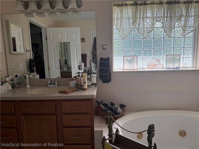 1502 Paper Birch Street, Lake Placid, FL 33852