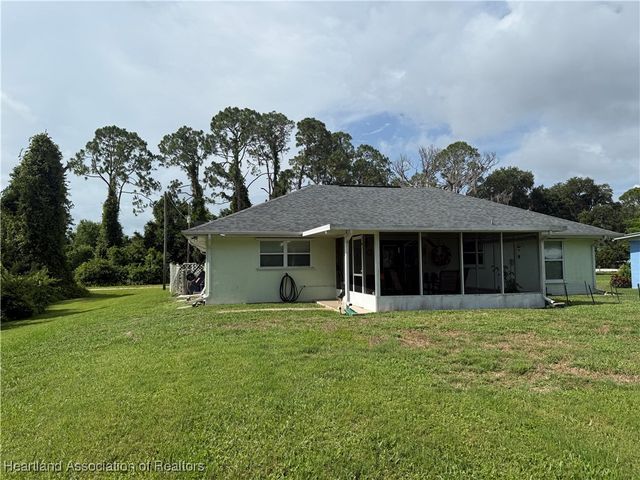 1502 Paper Birch Street, Lake Placid, FL 33852