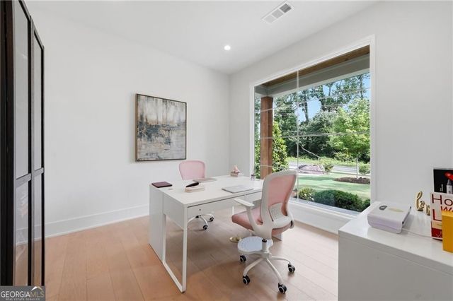 2800 Post Oak Tritt Road, Marietta, GA 30062