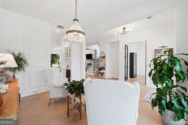 2800 Post Oak Tritt Road, Marietta, GA 30062