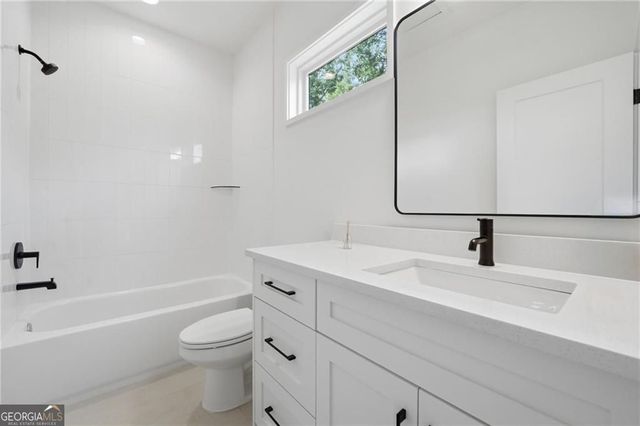 2800 Post Oak Tritt Road, Marietta, GA 30062