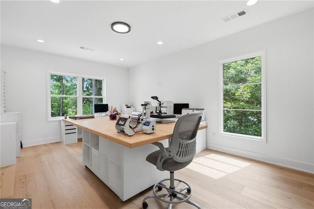 2800 Post Oak Tritt Road, Marietta, GA 30062