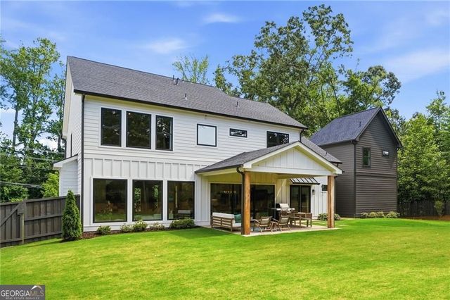 2800 Post Oak Tritt Road, Marietta, GA 30062