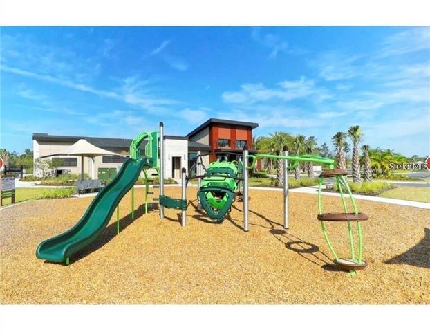 17249 GOLDCREST LOOP, Clermont, FL 34714