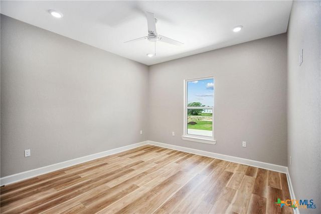 30 Whooping Crane, Port O Connor, TX 77982