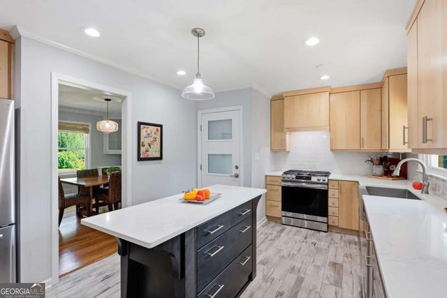 499 Banks Street SW, Marietta, GA 30064