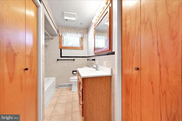 2395 PATTON RD, Harrisburg, PA 17112