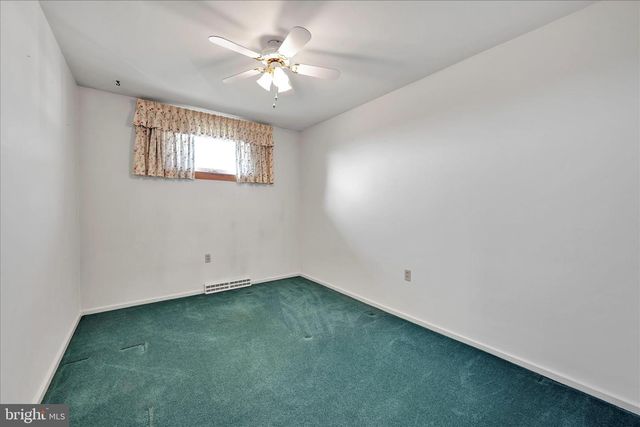 2395 PATTON RD, Harrisburg, PA 17112