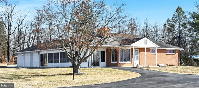 2395 PATTON RD, Harrisburg, PA 17112