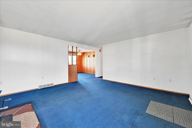 2395 PATTON RD, Harrisburg, PA 17112