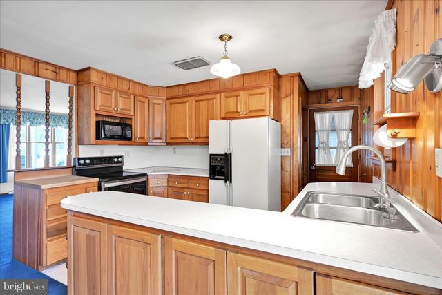 2395 PATTON RD, Harrisburg, PA 17112