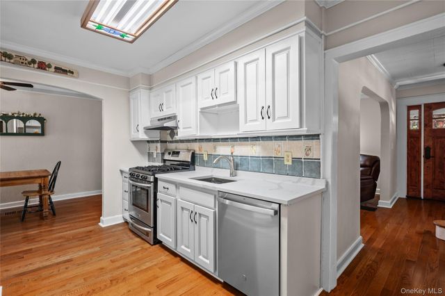 1 Pembroke Street, New Rochelle, NY 10801
