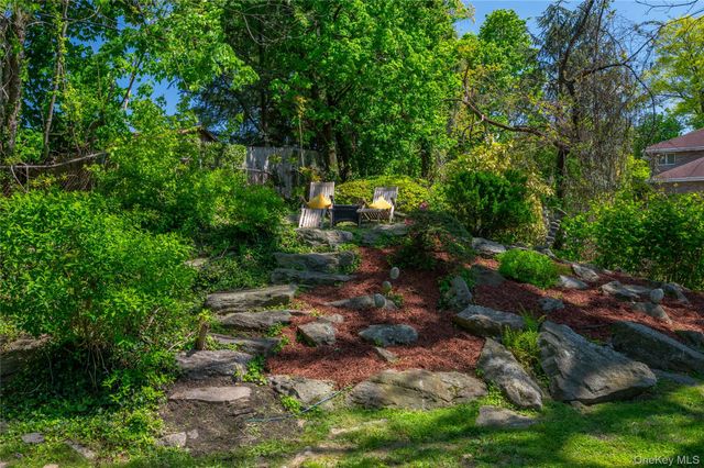 1 Pembroke Street, New Rochelle, NY 10801