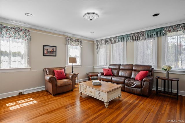 1 Pembroke Street, New Rochelle, NY 10801
