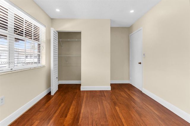 7070 NW 173rd Drive 304, Hialeah, FL 33015