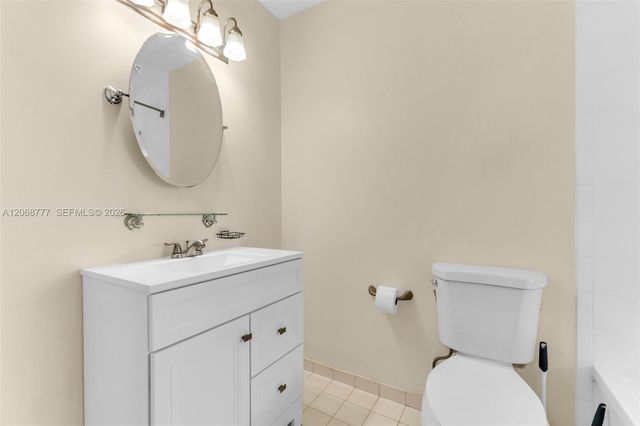 7070 NW 173rd Drive 304, Hialeah, FL 33015