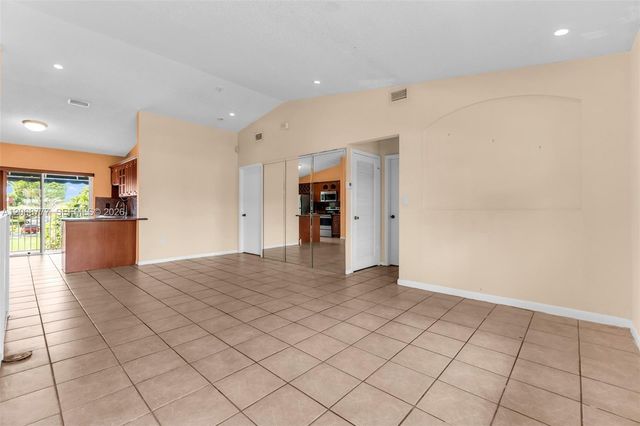 7070 NW 173rd Drive 304, Hialeah, FL 33015