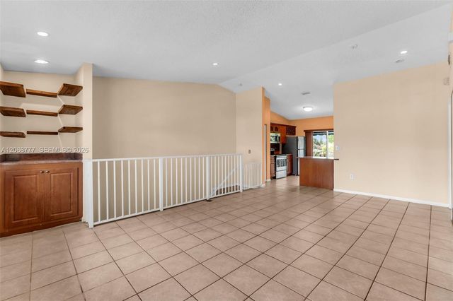 7070 NW 173rd Drive 304, Hialeah, FL 33015