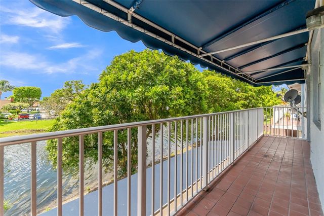 7070 NW 173rd Drive 304, Hialeah, FL 33015