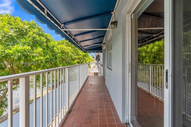 7070 NW 173rd Drive 304, Hialeah, FL 33015
