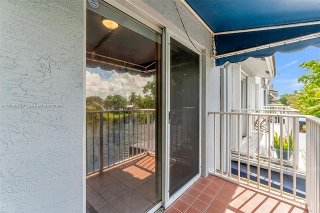 7070 NW 173rd Drive 304, Hialeah, FL 33015