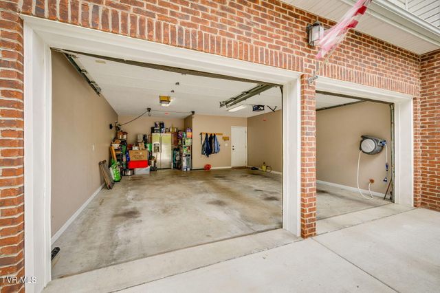 1212 Fiddlers Way, Kingsport, TN 37664