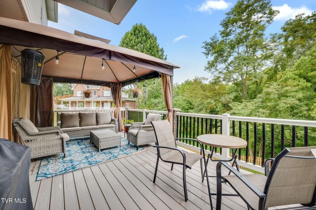 1212 Fiddlers Way, Kingsport, TN 37664