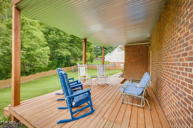 1212 Fiddlers Way, Kingsport, TN 37664