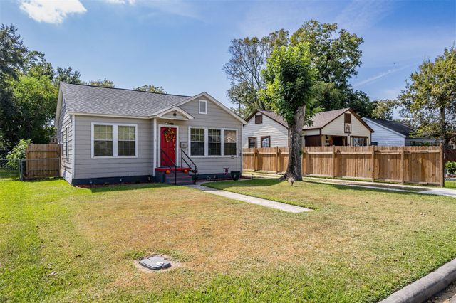 501 Scott Street, Baytown, TX 77520