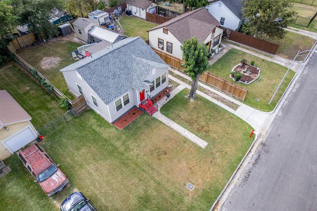 501 Scott Street, Baytown, TX 77520