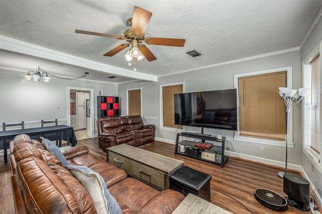 501 Scott Street, Baytown, TX 77520