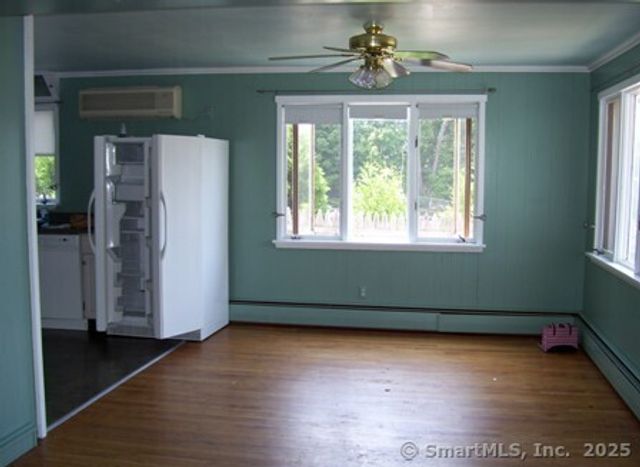 123 Bridge Street, Groton, CT 06340