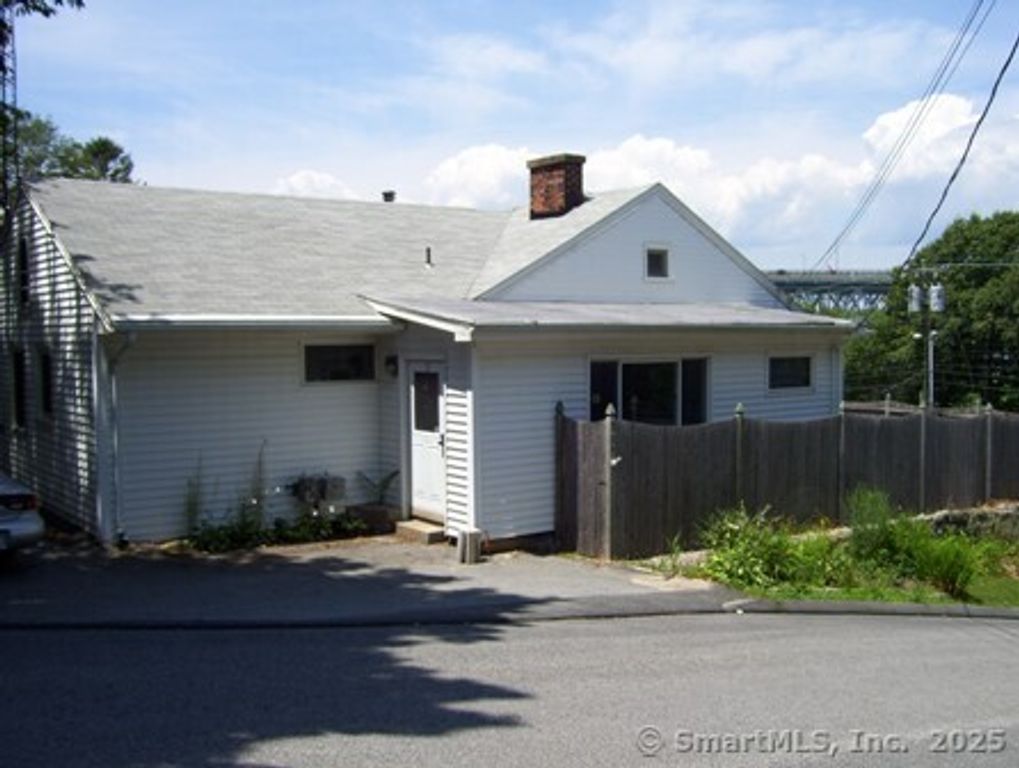 123 Bridge Street, Groton, CT 06340