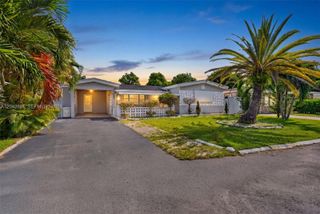 7551 Indigo St, Miramar, FL 33023