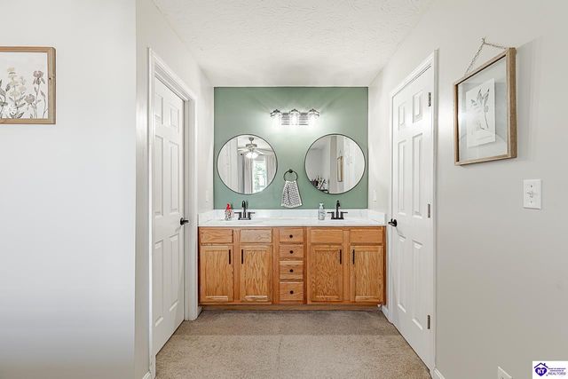 148 Applewood Lane, Elizabethtown, KY 42701