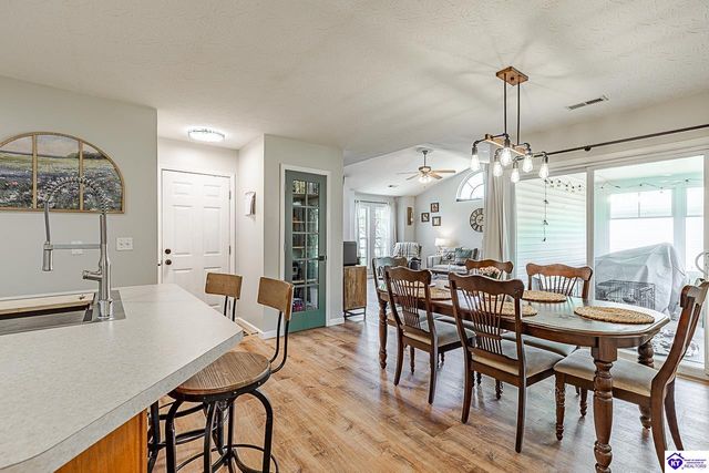 148 Applewood Lane, Elizabethtown, KY 42701