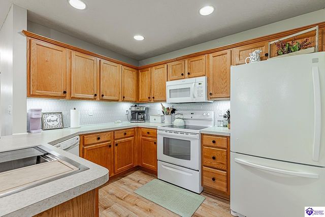 148 Applewood Lane, Elizabethtown, KY 42701