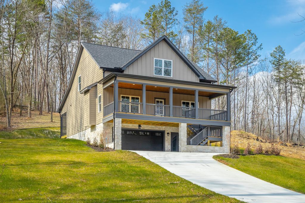 808 Hyatte Road, Soddy Daisy, TN 37379