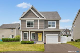 6 Saw Mill Lane 6, Plainville, CT 06062