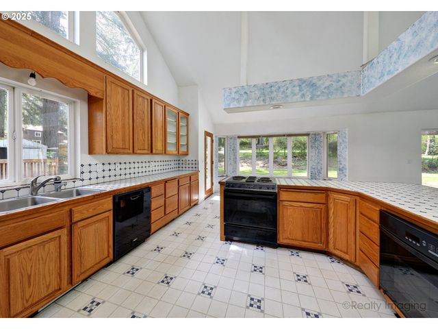 10159 Se 172ND Ave, Happy Valley, OR 97086