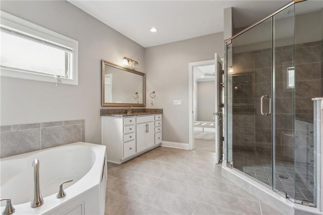 2040 Secretariat Gait Way, Suwanee, GA 30024