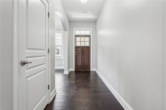2040 Secretariat Gait Way, Suwanee, GA 30024