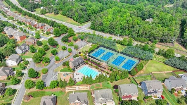 2040 Secretariat Gait Way, Suwanee, GA 30024
