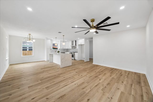 1107 Cordell Street, Houston, TX 77009
