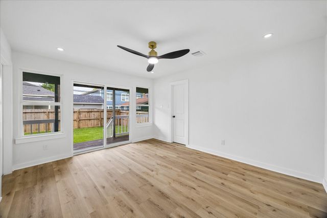 1107 Cordell Street, Houston, TX 77009
